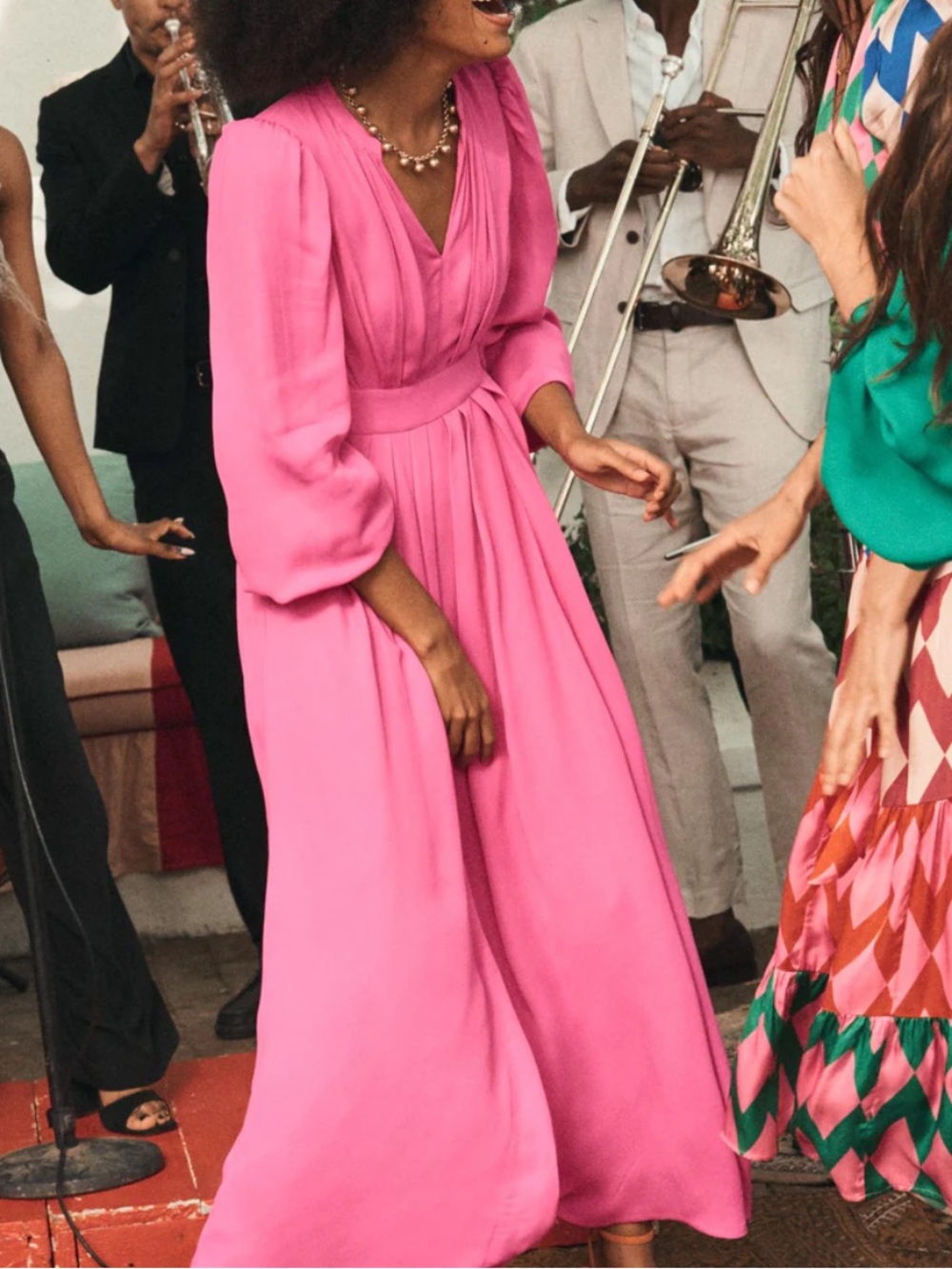 BODEN Pleat Detail Blouson Dress - Picture 15 of 15
